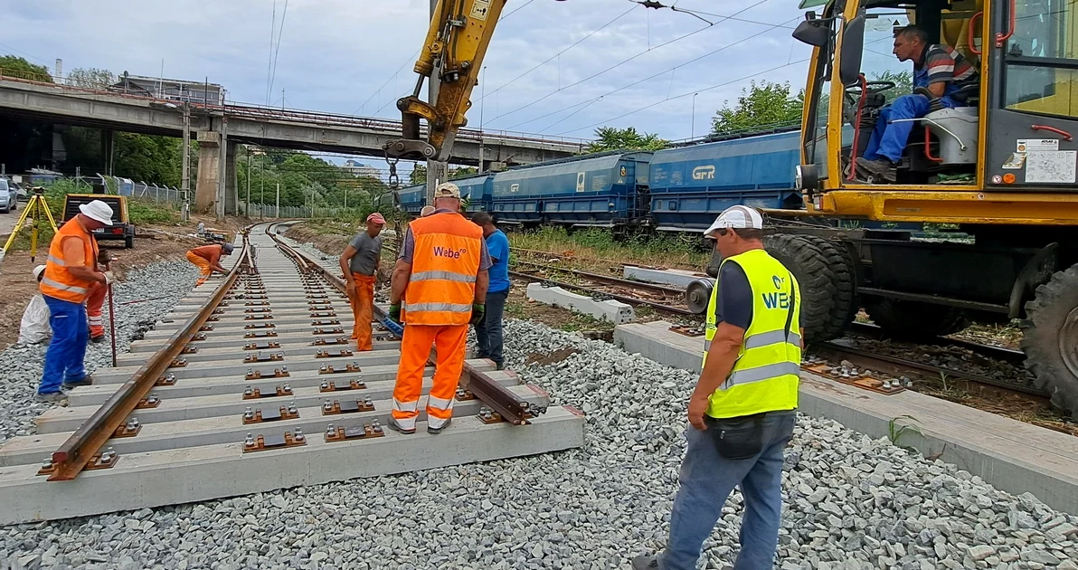 Lucrări la linia ferată din portul Constanța FOTO: CFR Infrastructură