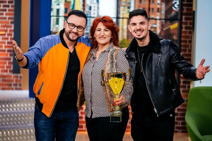 Cătălin Măruță a premiat-o pe mama lui Marius Crăciun pentru cele mai bune sarmale