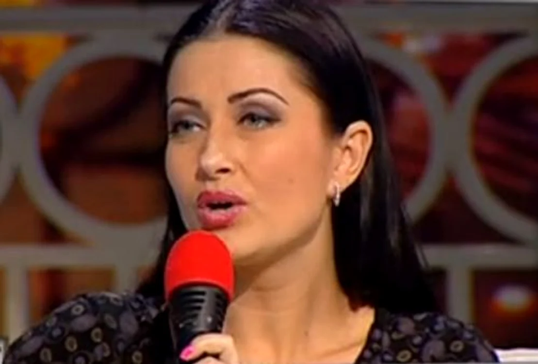 
    Gabriela Cristea  