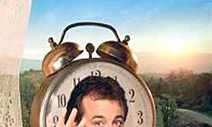 În filmul “Ziua cârtiţei”, Bill Murray interpretează un personaj care trăieşte aceeaşi zi la nesfârşit  jpeg