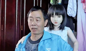 Păpuşile fac  parte din familie jpeg