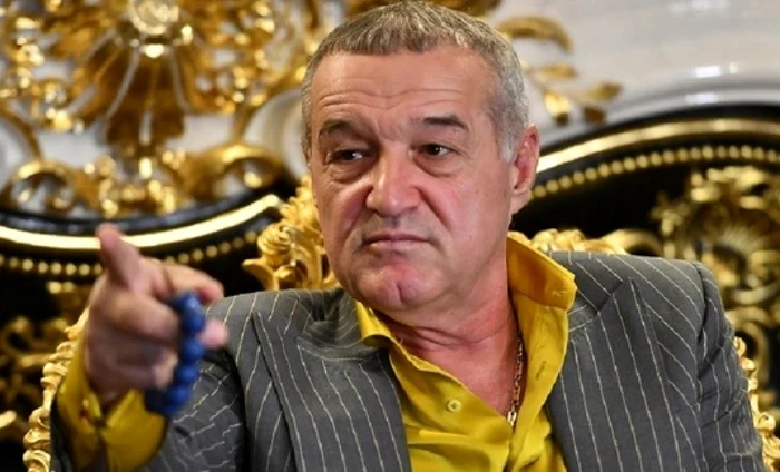 Gigi Becali a rămas fără permis, după ce a circulat cu viteză în localitate Foto: Arhivă