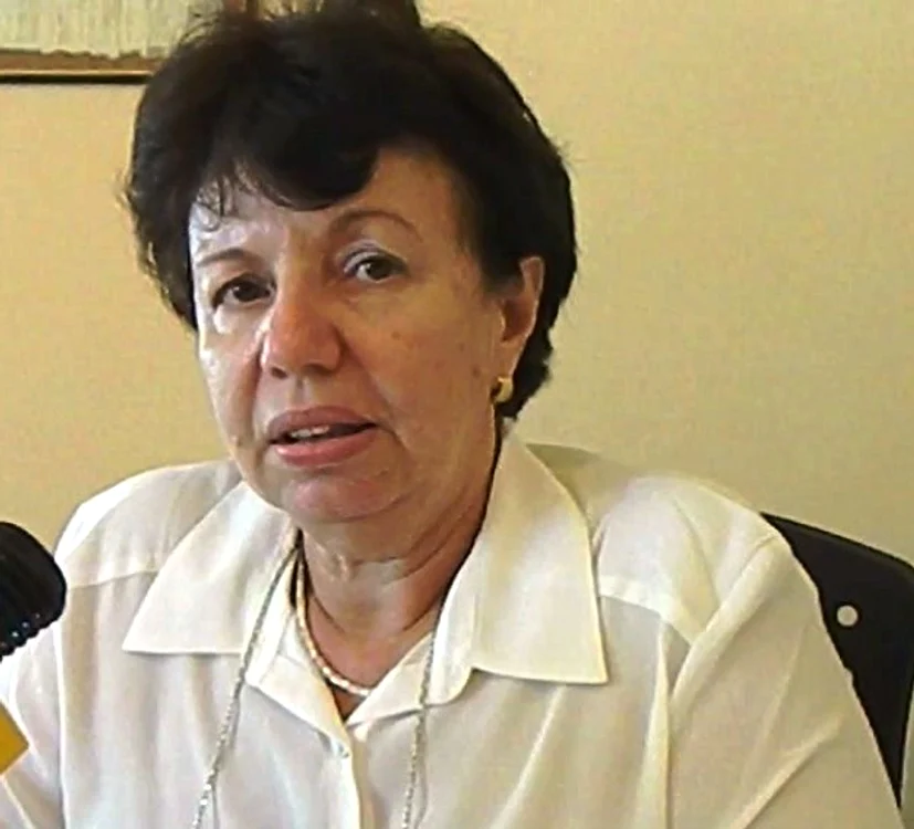 Alexandria - Copil sugrumat de propria mama