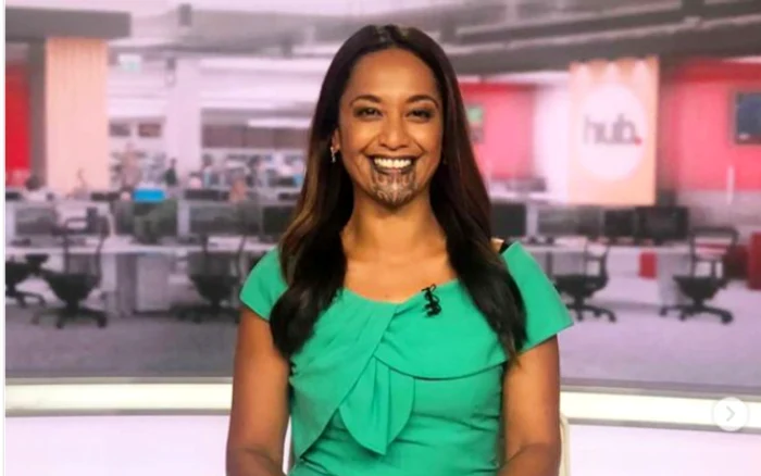 Oriini Kaipara și-a afișat tatuajul la oră d emaximă audiență