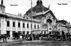 Cernăuţi, gara centrală la 1900  (foto: Wikimedia Commons)