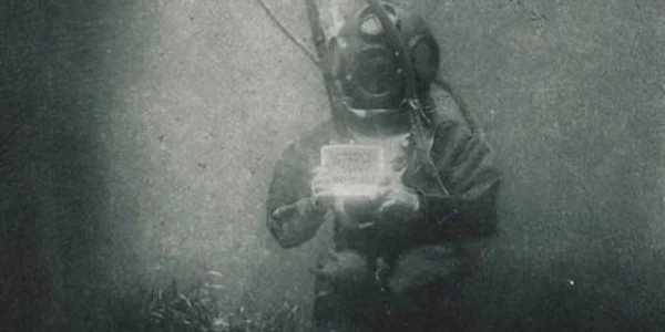 Prima fotografie subacvatică din lume păstrată până astăzi  cu Emil Racoviță jpg
