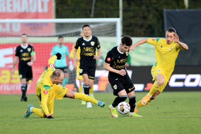  CS Mioveni - Petrolul FOTO Sport Pictures