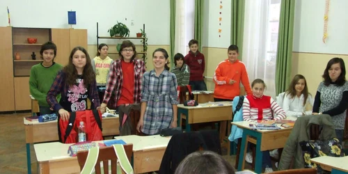 Clasele trebuie să întrunească minim 30 de elevi, în caz contrar riscă desfiinţarea