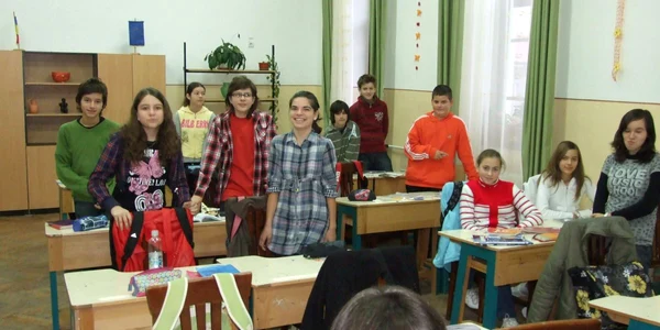 Clasele trebuie să întrunească minim 30 de elevi, în caz contrar riscă desfiinţarea