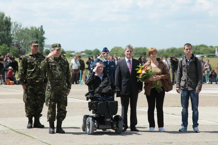 Florinel Enache a revenit în ţară