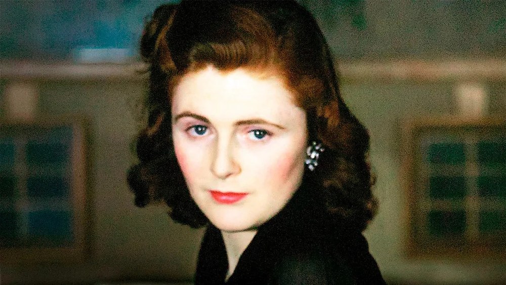 Femeia roșcată și „săltăreață”, considerată „arma secretă” a lui Churchill în lupta împotriva naziștilor. A fost cea mai mare curtezană a epocii sale