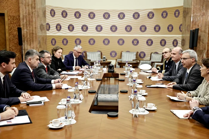 Marcel Ciolacu și echipa sa la întâlnirea cu ambasadorul Franței FOTO gov.ro