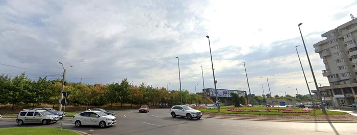 Codul Rutier specifică și regula priorității în sensul giratoriu FOTO Google Maps