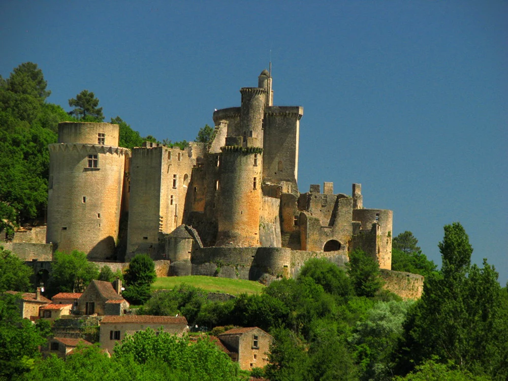 Castelul Bonaguil,  Périgord,  Aquitania (sec. XIII-XV)