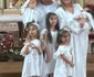 Imagini cu întreaga familie, în biserica din Maramureș