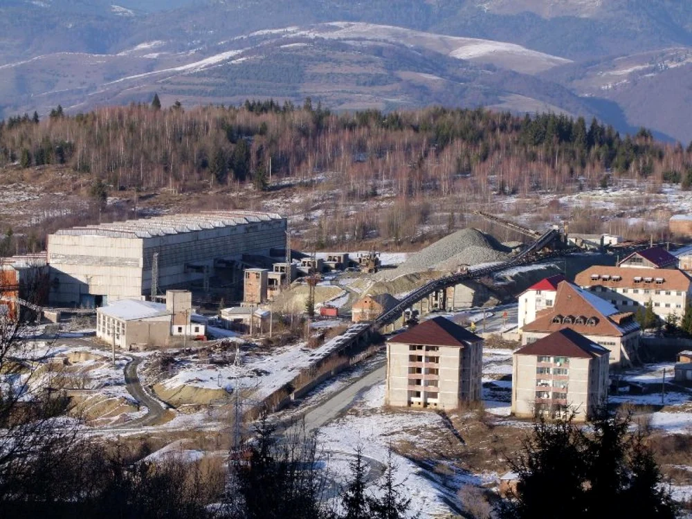 Uzina de prelucrare a zăcământului cuprifer de la Roşia Poieni
