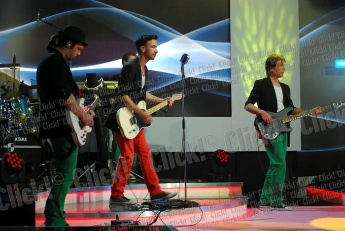 Mondenii la repetiţii, înainte de noul sezon.