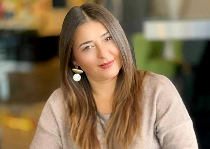 
    Ștefania Moroianu, ghid de turism în Rodos  