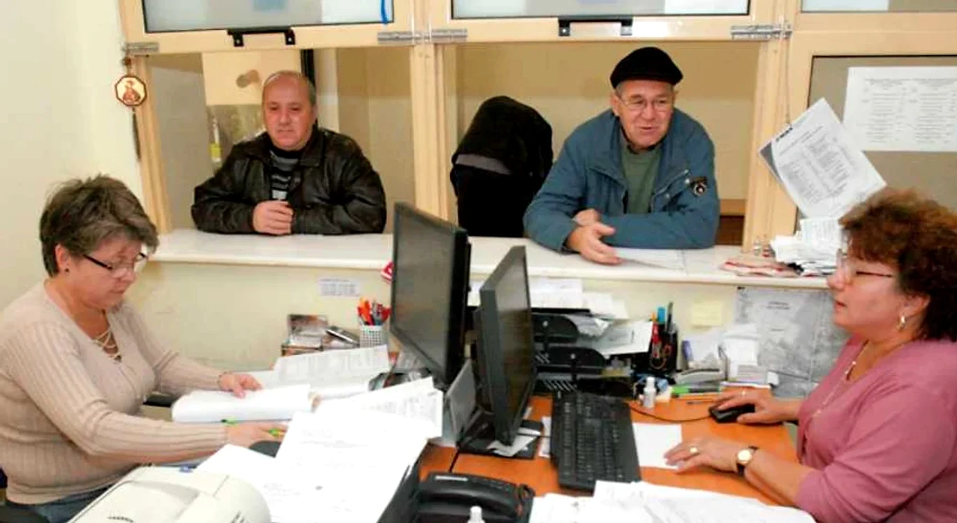 Funcționarii nu vor mai cere dosare la depunerea cererilor cetățenilor