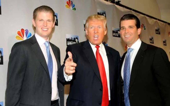 Donald Trump, alături de fiii săi Eric (stânga) şi Donald jr. FOTO Getty Images