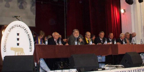 Adrian Păunescu, prezent anul trecut la Congresul Spiritualităţii Româneşti de la Alba Iulia