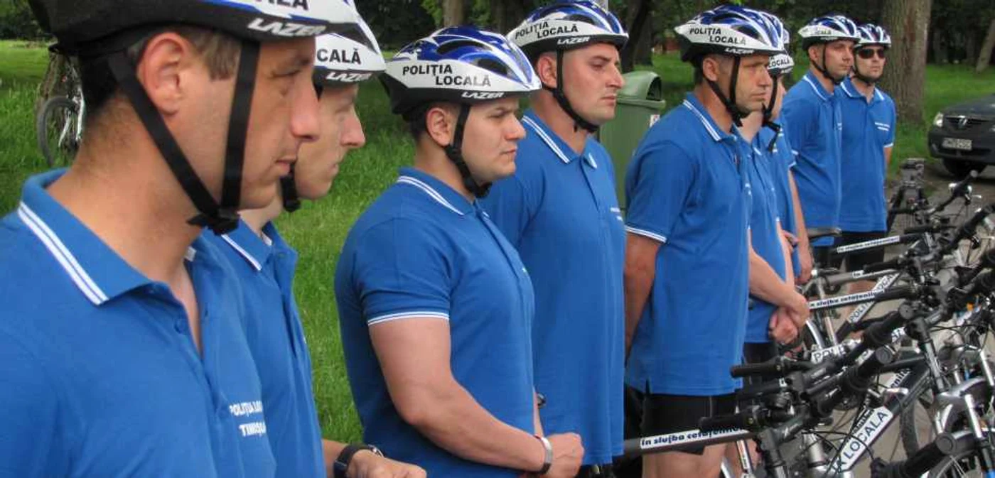 Poliţiştii locali pot interveni şi pe bicicletă FOTO Adevărul