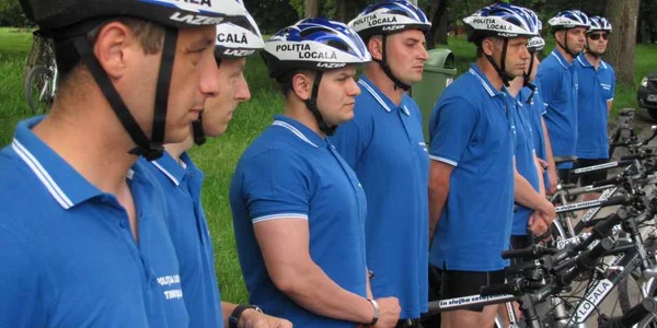 Patrule pe biciclete în Timişoara FOTO Ştefan Both