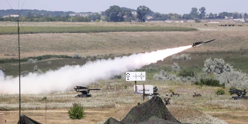 Sistem antiaerian Hawk FOTO Mircea Moira /hutterstock