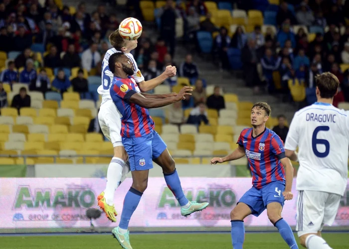 Dinamo Kiev a câştigat cu 3-1 meciul cu Steaua din Ucraina