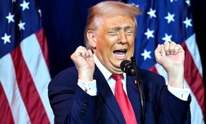 Donald Trump ironizează transgenderii FOTO AFP