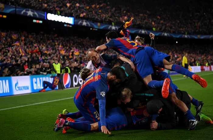 
    Fotbaliștii Barcelonei jubilează după golul al 6-lea înscris de Sergio Roberto în 8 martie 2017Foto: Guliver / GettyImages  