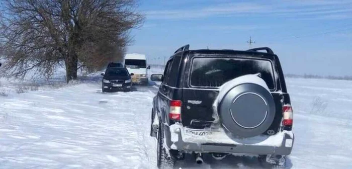 Probleme mari în Mehedinţi din cauza zăpezii abundente