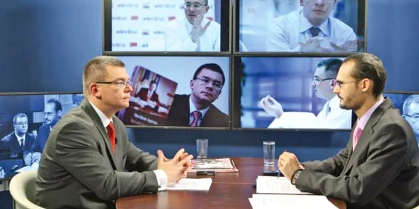 Directorul SIE, Mihai Răzvan Ungureanu, invitat de jurnalistul George Rădulescu "La Masa Adevărului"