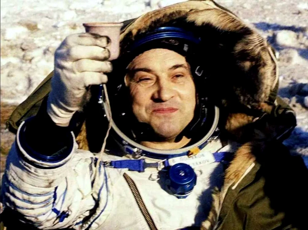 Valeri Poliakov a murit la 80 de ani