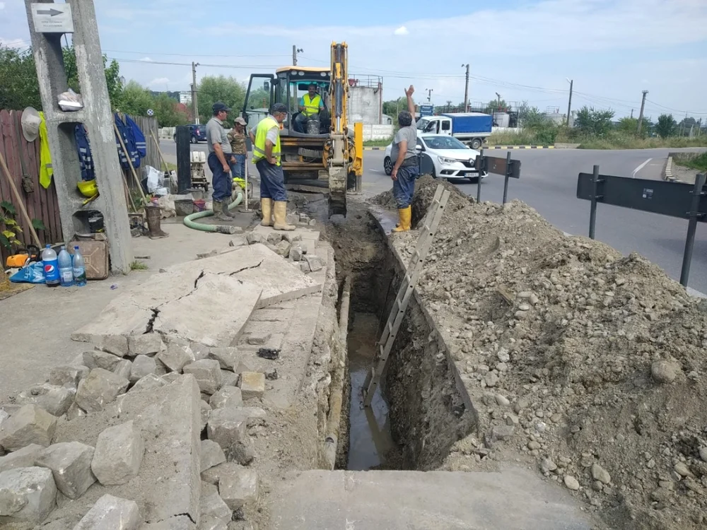avarie conducta de apa moreni