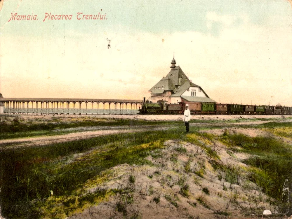 Gara Mamaia. FOTO Calatori prin garile de odinioara
