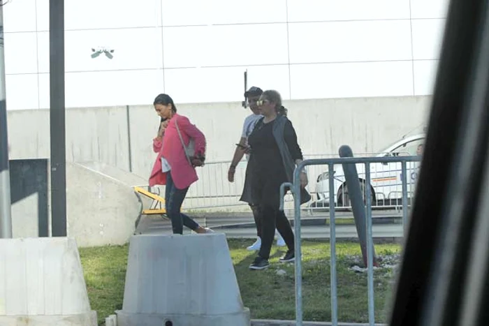 Minodora calcă în picioare spaţiul verde