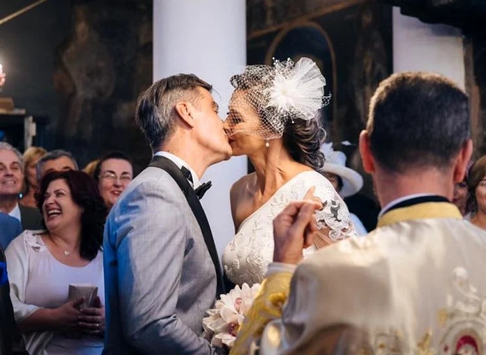 Roxana Ciuhulescu a organizat și botezul băiețelului ei, în ziua nunții Foto Facebook