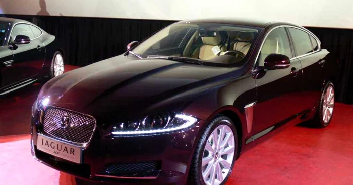 Jaguar XF