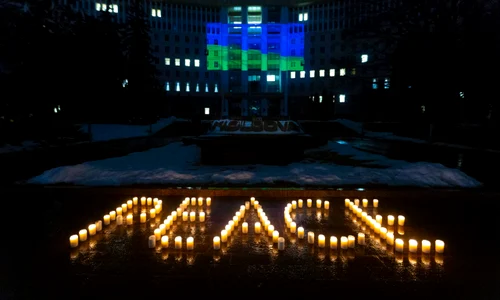 Cladire drapel FOTO Multimedia parlament md jpg