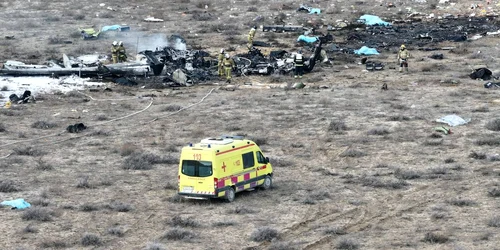 avion ajerbaidjean2 jpg