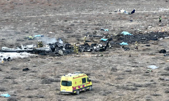 Imagini terifiante cu avionul care s-a prăbușit în Kazahstan FOTO: X, NEXTA