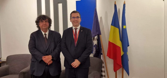 Levente Kovacs alături de rectorul UPT, Florin Drăgan FOTO arhivă personală