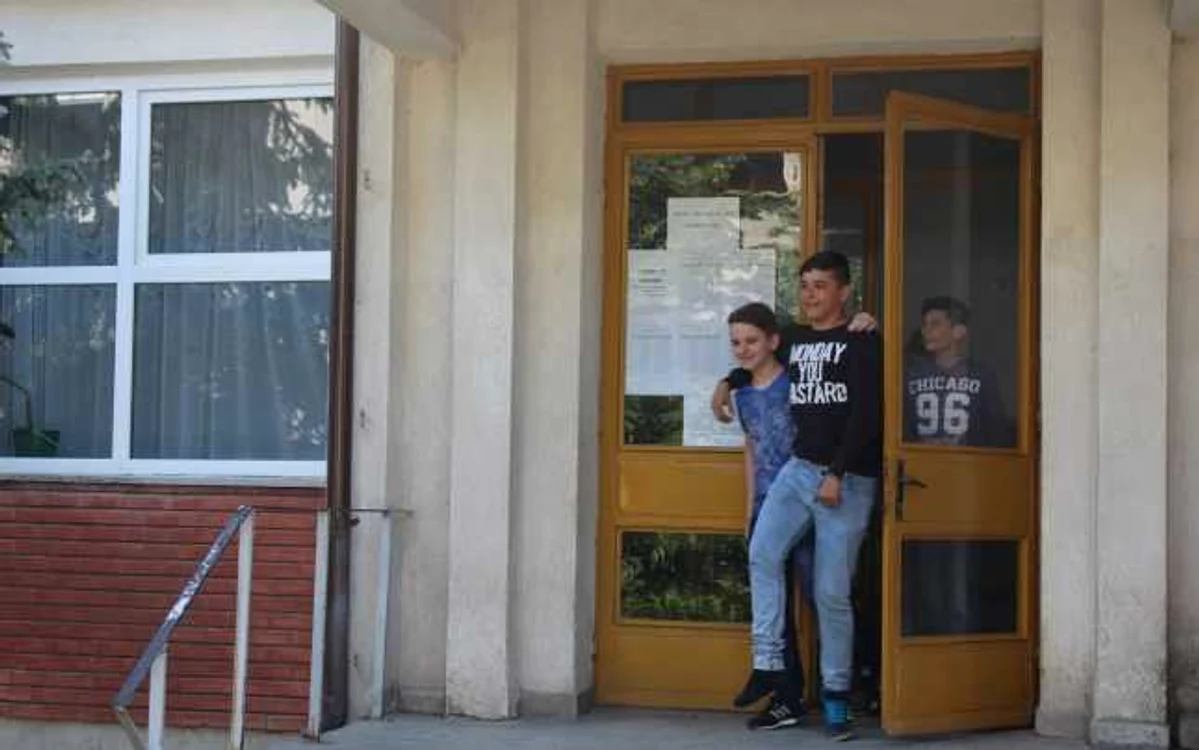 Elevii botoşăneni au ieşit mulţumiţi de la proba de limba şi literatura română FOTO Cosmin Zamfirache