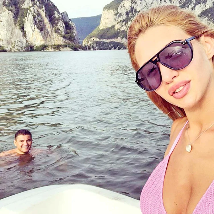 11 august. Şi-au încărcat bateriile şi la Cazanele Dunării