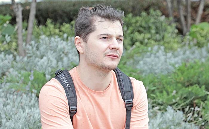 „Nu toţi copiii au mijloacele necesare pentru a învăţa online”, e de părere Adrian Pîrlici