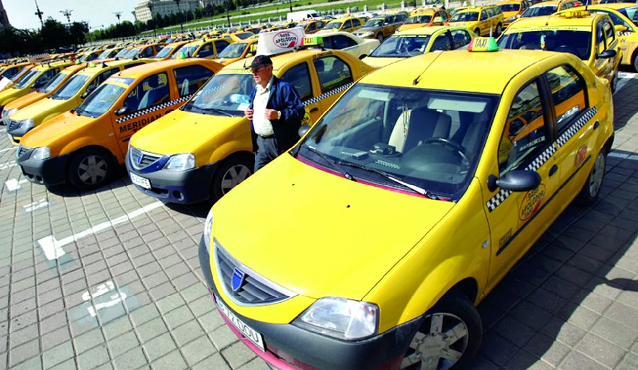 
    Ei vor sancţionarea drastică a taximetriştilor neautorizaţi  