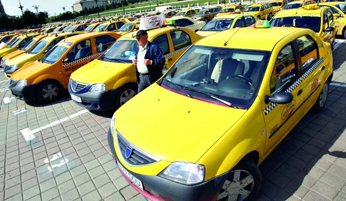 
    Ei vor sancţionarea drastică a taximetriştilor neautorizaţi  