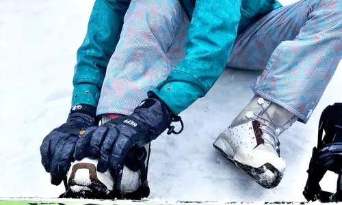 1 andreea perju sport nou snowboard 1 jpg jpeg