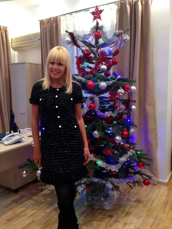 Uite ce brăduţ frumos are Elena Udrea!